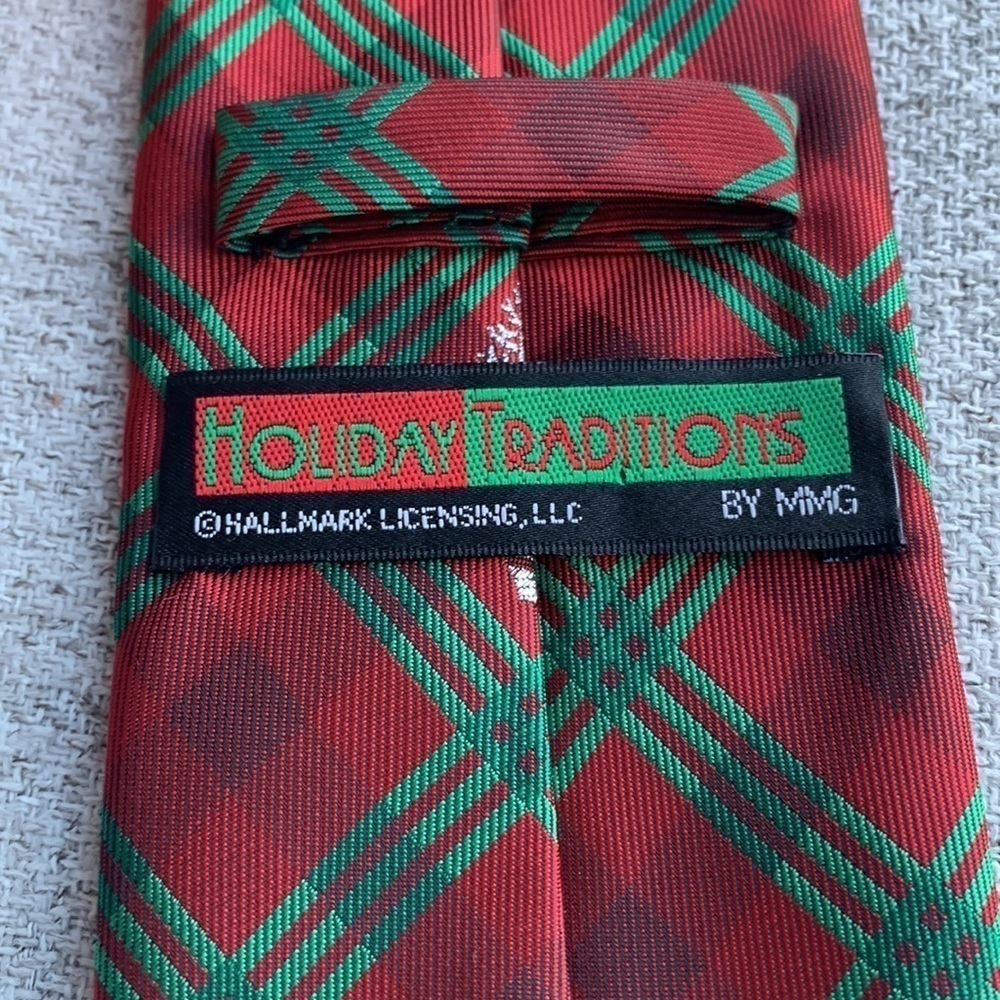 Holiday Traditions Hallmark Festive Christmas Party Plaid Christmas Tree Tie - Picture 3 of 3